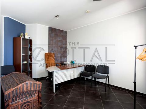 комерційна за адресою Київ, Микільсько-Слобідська вул., 2-Б