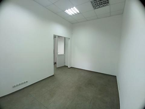 коммерческая по адресу Генерала Юнакива ул., 9