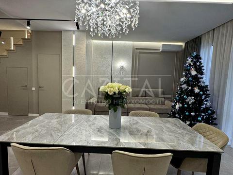 будинок за адресою Соборна вул. ()