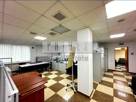 комерційна за адресою Болсуновська вул. (Сергія Струтинського), 8