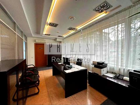 комерційна за адресою Болсуновська вул. (Сергія Струтинського), 8