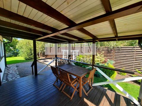 будинок за адресою с. Лісники, Верського вул.