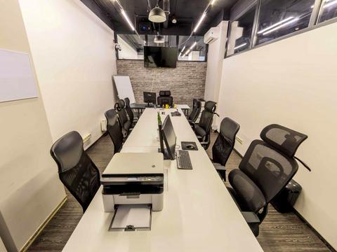 комерційна за адресою Глибочицька вул., 32-В