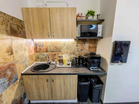 комерційна за адресою Глибочицька вул., 32-В