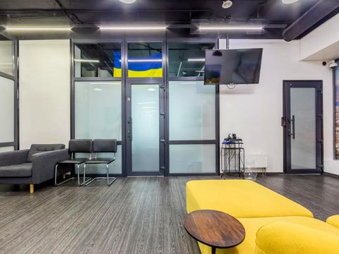 комерційна за адресою Глибочицька вул., 32-В