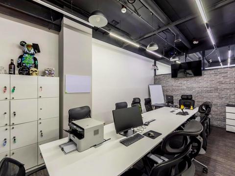 комерційна за адресою Глибочицька вул., 32-В