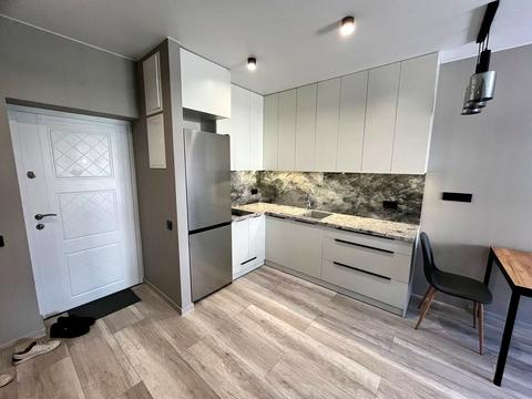 квартира за адресою Івана Білика вул. (Яблунева), 11