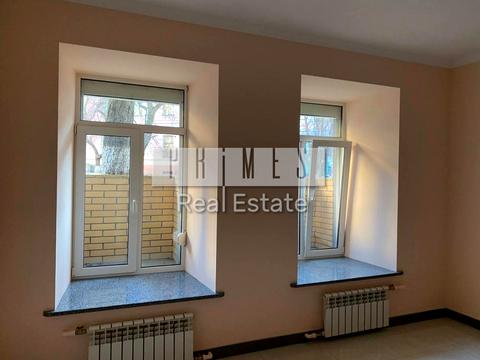 коммерческая по адресу Хрестовый пер. (Николая Гайцана ул.), 8/9