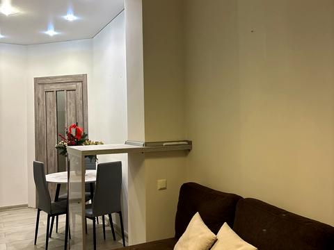 квартира за адресою Абрикосова вул., 7