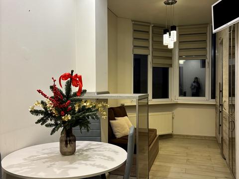 квартира за адресою Абрикосова вул., 7