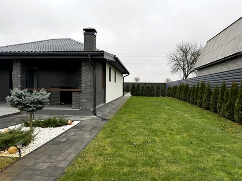 будинок за адресою Миру