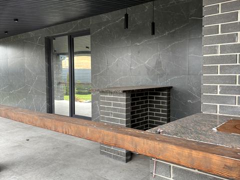 будинок за адресою Миру