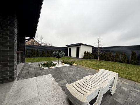 будинок за адресою Миру