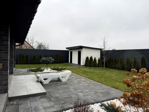 будинок за адресою Миру