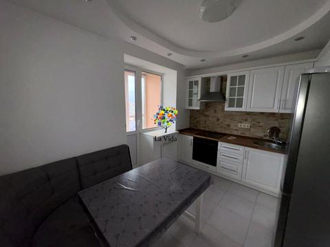 квартира за адресою Академіка Вернадського бульв., 24