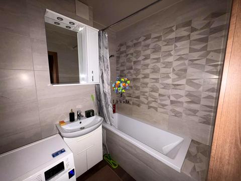 квартира за адресою Академіка Вернадського бульв., 24