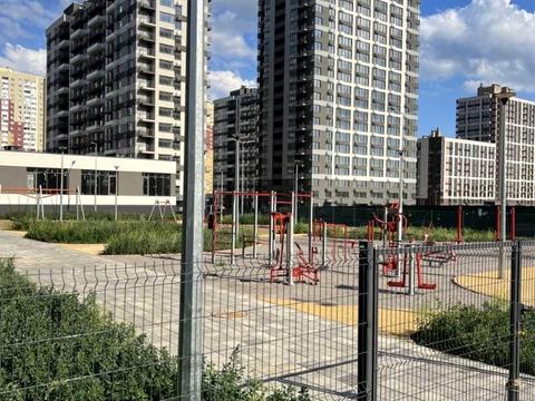 комерційна за адресою Олександра Олеся вул., 7