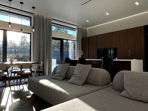 будинок за адресою Богдана Хмельницького вул.