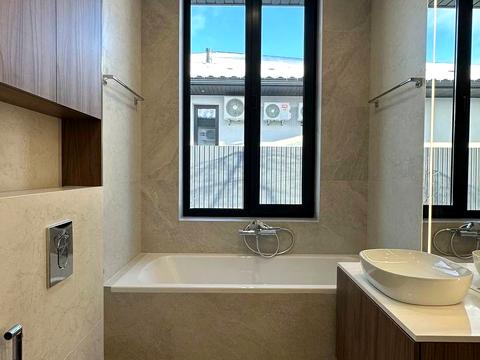 будинок за адресою Богдана Хмельницького вул.