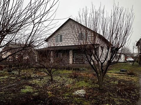 будинок за адресою Героїв України