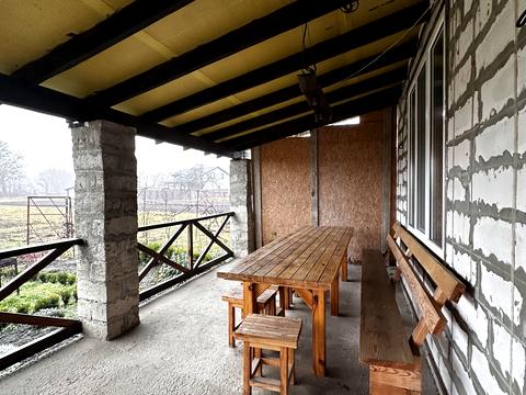 будинок за адресою Героїв України