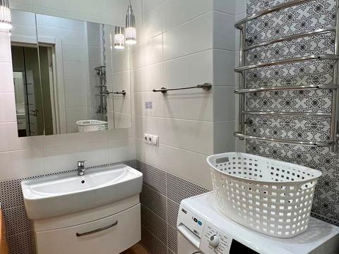 квартира за адресою Феодосійська вул., 3-В