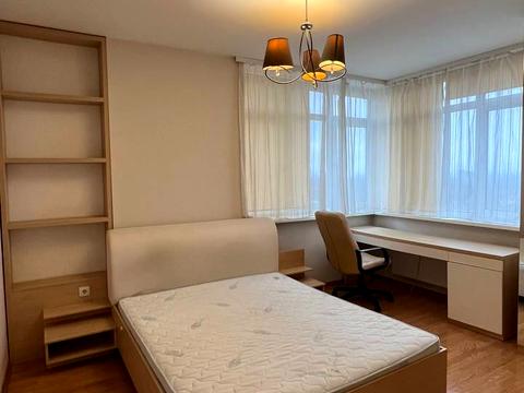 квартира за адресою Феодосійська вул., 3-В