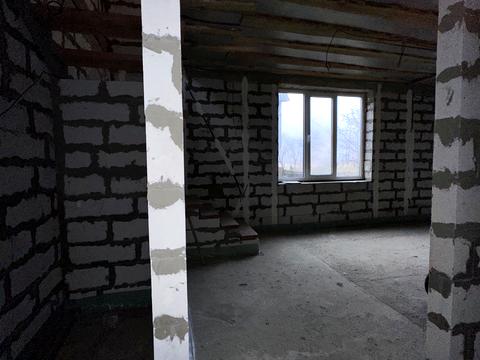 будинок за адресою Героїв України