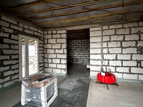 будинок за адресою Героїв України