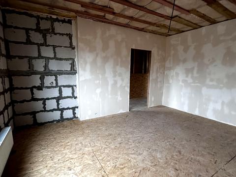 будинок за адресою Героїв України