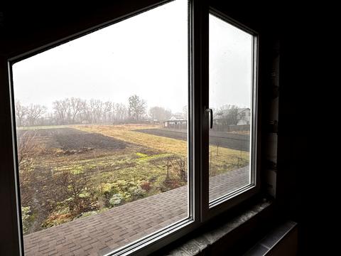 будинок за адресою Героїв України