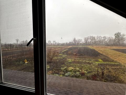 будинок за адресою Героїв України