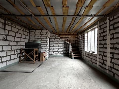 будинок за адресою Героїв України