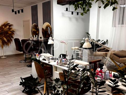 комерційна за адресою Київ, Метрологічна вул., 42