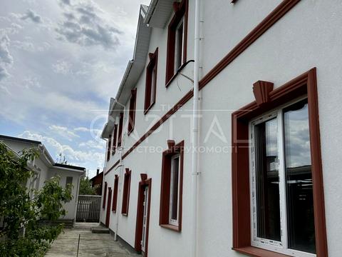 будинок за адресою с. Гатне, Київська вул.