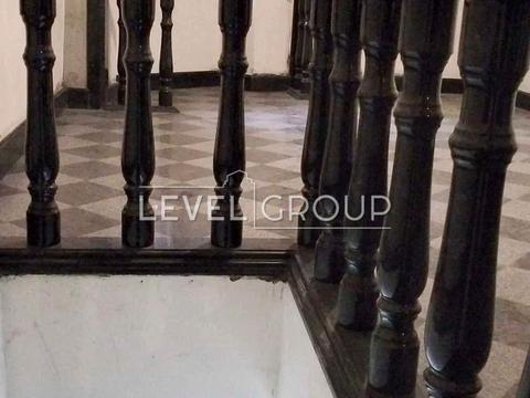 комерційна за адресою Лютеранська вул., 4