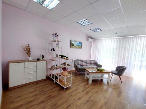 комерційна за адресою Проскурівського підпілля вул., 71