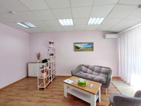 комерційна за адресою Проскурівського підпілля вул., 71