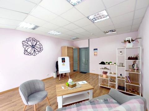 комерційна за адресою Проскурівського підпілля вул., 71