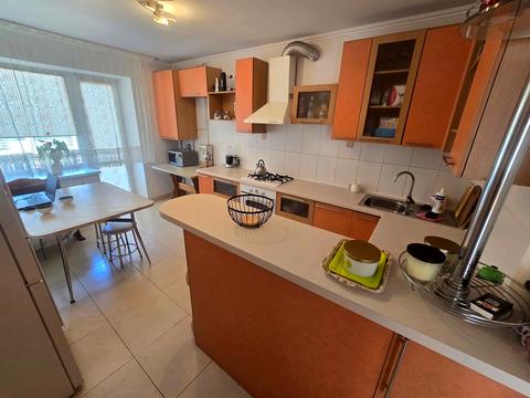 квартира за адресою Шпитальна вул., 10