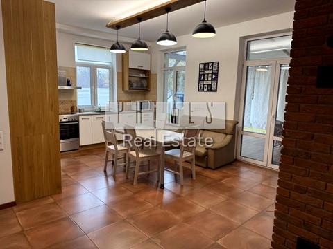 дом по адресу Івана Франка ул.