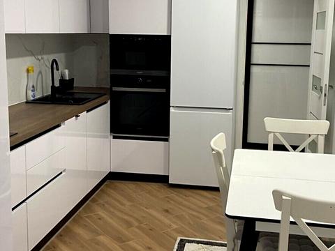 квартира за адресою Злуки просп., 18