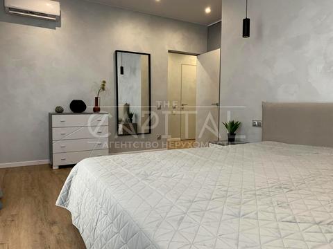 квартира за адресою Зарічна вул., 4