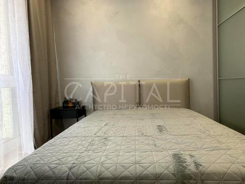 квартира за адресою Зарічна вул., 4