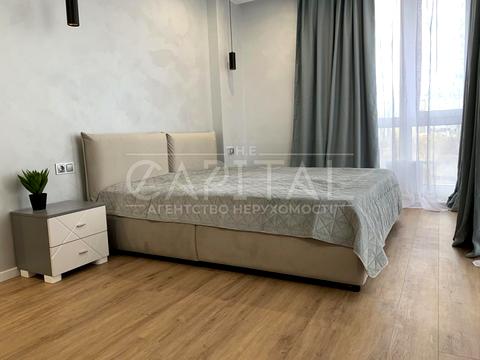 квартира за адресою Зарічна вул., 4