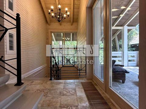 дом по адресу Александра Ермакова ул.