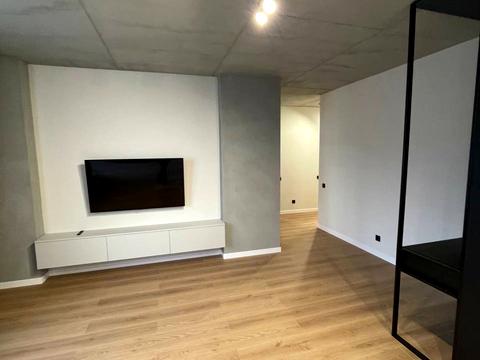 квартира по адресу Свободи ул., 20/2