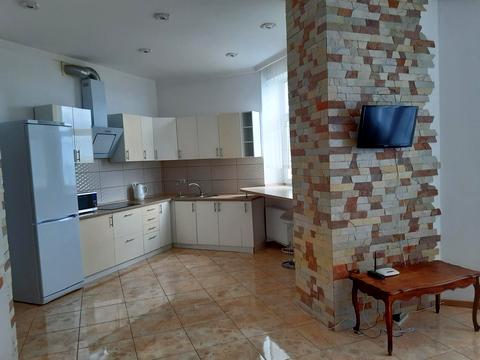 квартира за адресою Миколи Міхновського бульв. (Дружби народів), 14-16