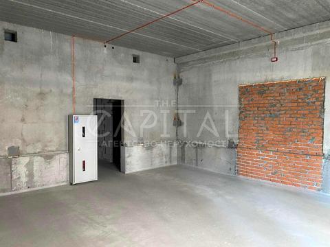 комерційна за адресою Михайла Максимовича вул. (Онуфрія Трутенка), 26