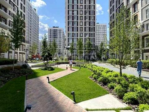 комерційна за адресою Михайла Максимовича вул. (Онуфрія Трутенка), 26